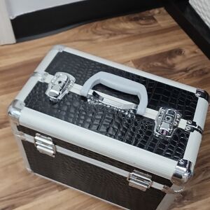 Black Crocodile Patterned Storage Case